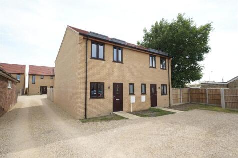 Cuckoo Close, Beck Row, Bury St.... 2 bed semi