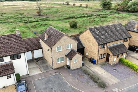 Nightingale Close, Mildenhall, Bury... 3 bed detached house for sale