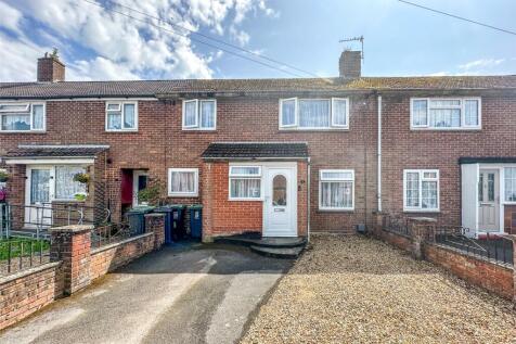Hunt Road, Christchurch, Dorset, BH23 3 bed terraced house for sale