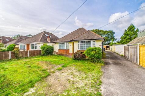 Whitehayes Road, Burton... 3 bed bungalow for sale
