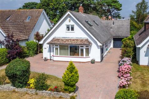 Waterford Gardens, Highcliffe... 5 bed bungalow for sale