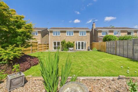Pear Tree Close, Bransgore... 4 bed detached house for sale