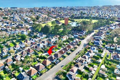 Tuckton Road, Bournemouth, Dorset, BH6 3 bed bungalow for sale