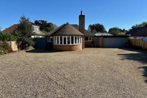 3 bedroom bungalow for sale