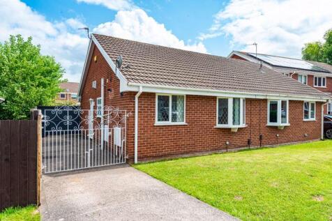 2 bedroom semi-detached bungalow for sale