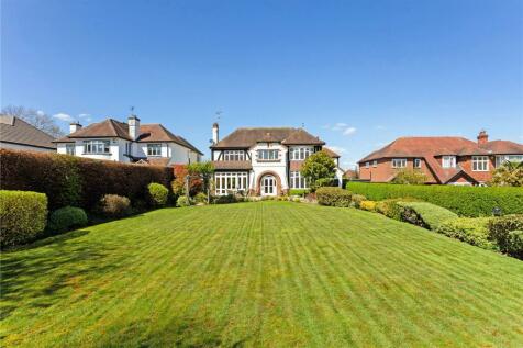 5 bedroom detached house for sale