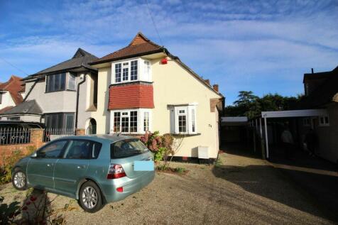 3 bedroom link detached house for sale