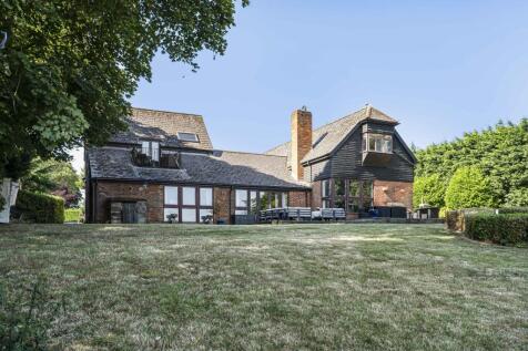 Grove Place, Kensworth, LU6 5 bed detached house for sale