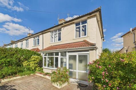 5 bedroom end of terrace house for sale