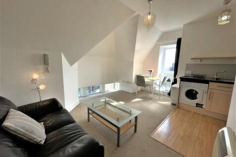 Upper Town Street, Bramley 1 bed apartment for sale