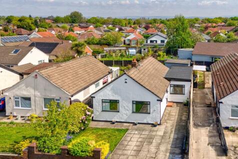 3 bedroom detached bungalow for sale