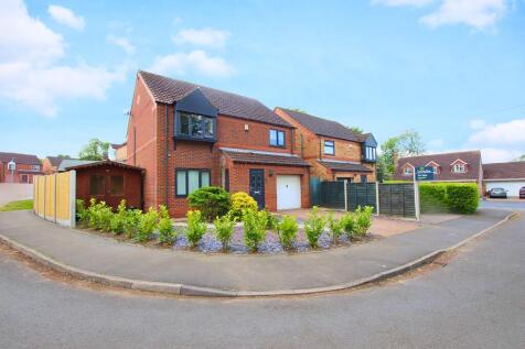 Old Dairy, North Lincolnshire DN19 3 bed detached house for sale