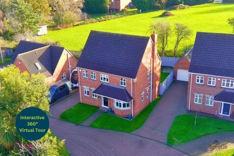 Briar Court, North Lincolnshire DN19 4 bed detached house for sale