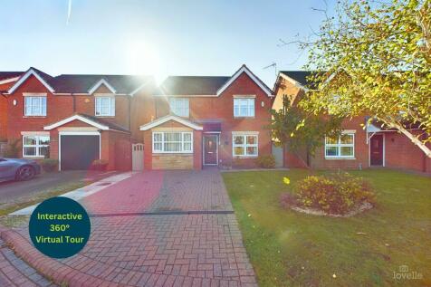 4 bedroom detached house for sale