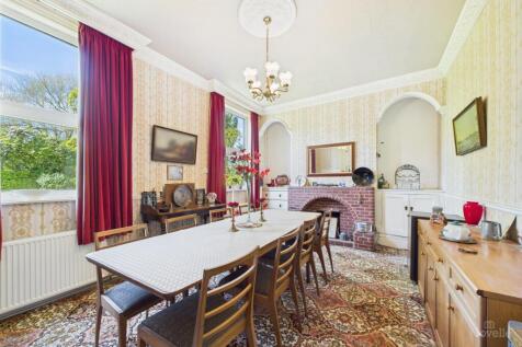 West End Road, North Lincolnshire DN39 6 bed detached house for sale