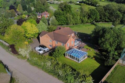 6 bedroom detached house for sale
