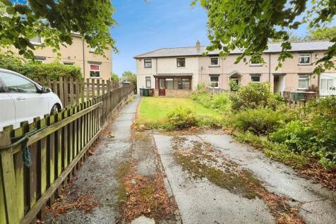 Wharncliffe Crescent, Bradford BD2 3 bed townhouse for sale