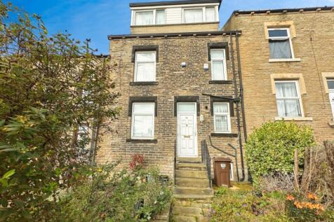 Oxford Road, Bradford BD2 3 bed terraced house for sale