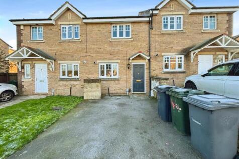 2 bedroom town house for sale