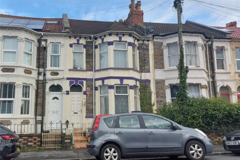 4 bedroom terraced house for sale