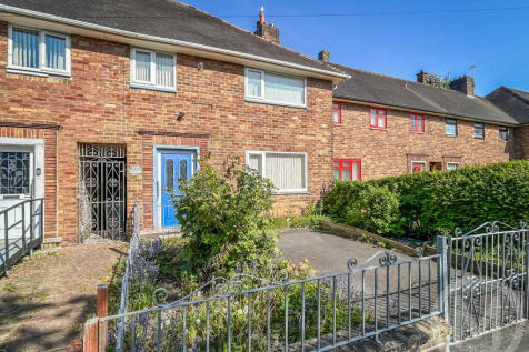 Rossett Avenue, Blackpool, FY4 4RP 3 bed terraced house for sale