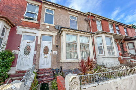 Keswick Road, Blackpool 4 bed terraced house for sale