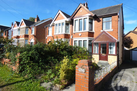 3 bedroom semi-detached house for sale