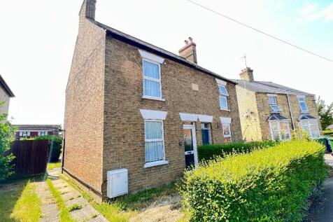 2 bedroom semi-detached house for sale