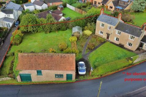 4 bedroom cottage for sale