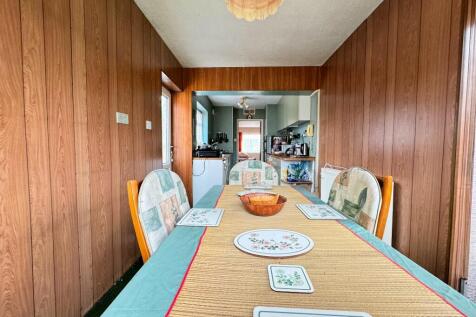 3 bedroom bungalow for sale