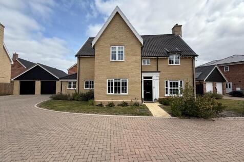 5 bedroom detached house for sale