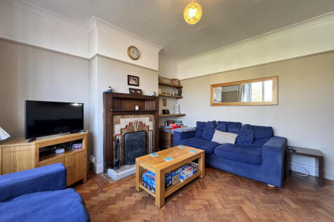 Fontygary Road, Rhoose, Barry 5 bed semi