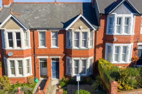 The Grove, Barry 4 bed terraced house for sale