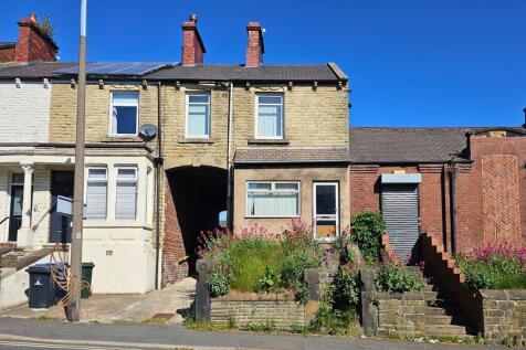 4 bedroom terraced house for sale