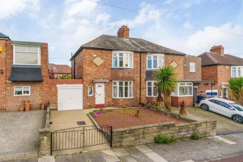 2 bedroom semi-detached house for sale
