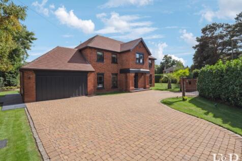 The Mount Close, Virginia Water 4 bed detached house for sale
