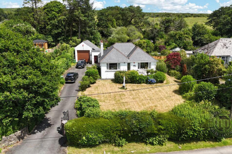Nine Oaks Estate, Yelverton PL20 3 bed detached bungalow for sale