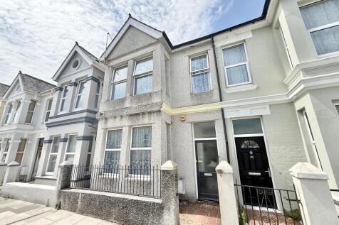 Glen Park Avenue, Plymouth PL4 2 bed terraced house for sale