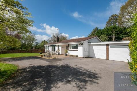 Exton, Exeter EX3 3 bed detached house for sale