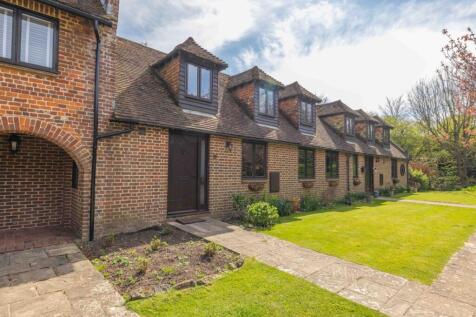 Terraced house for sale