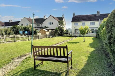 Westmorland Terrace, Bristol BS37 3 bed semi