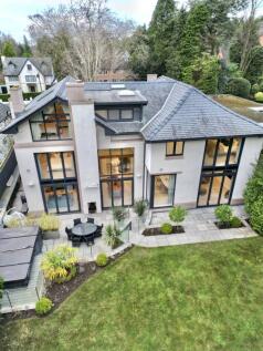 6 bedroom house for sale
