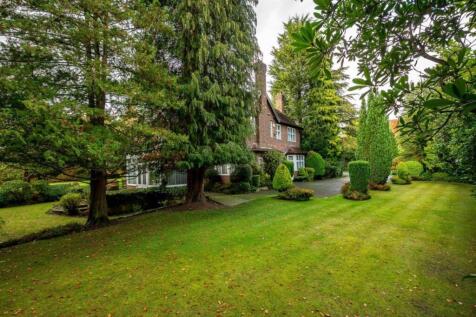 6 bedroom house for sale