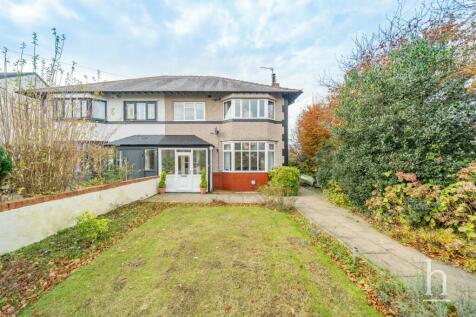 4 bedroom semi-detached house for sale