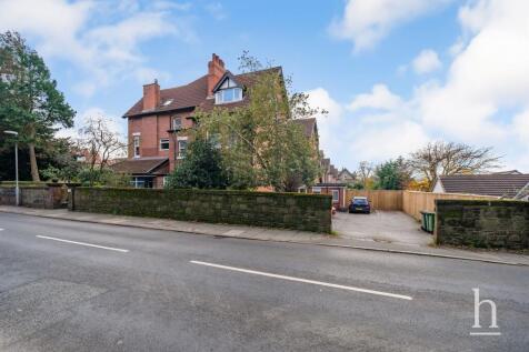 Village Road, Wirral CH48 2 bed apartment for sale