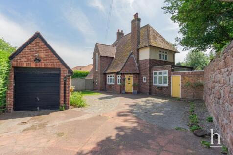 Black Horse Hill, Wirral CH48 3 bed detached house for sale