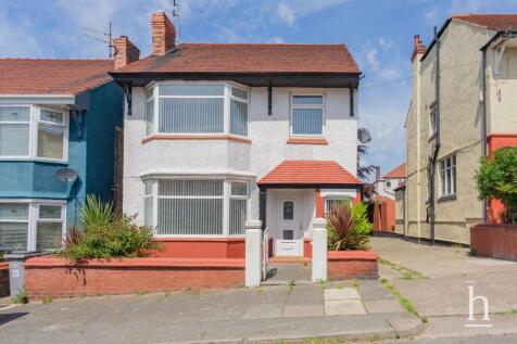 Ripon Road, Wallasey CH45 4 bed detached house for sale
