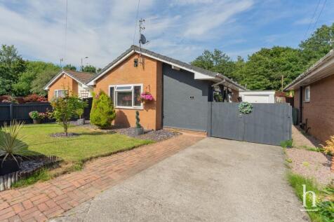 2 bedroom detached bungalow for sale