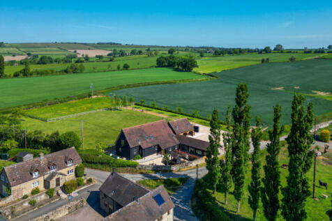 Cardington, Shropshire SY6 4 bed barn conversion for sale