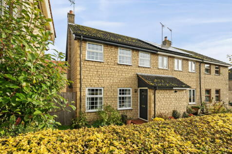 Audit Hall Road, Empingham 3 bed end of terrace house for sale